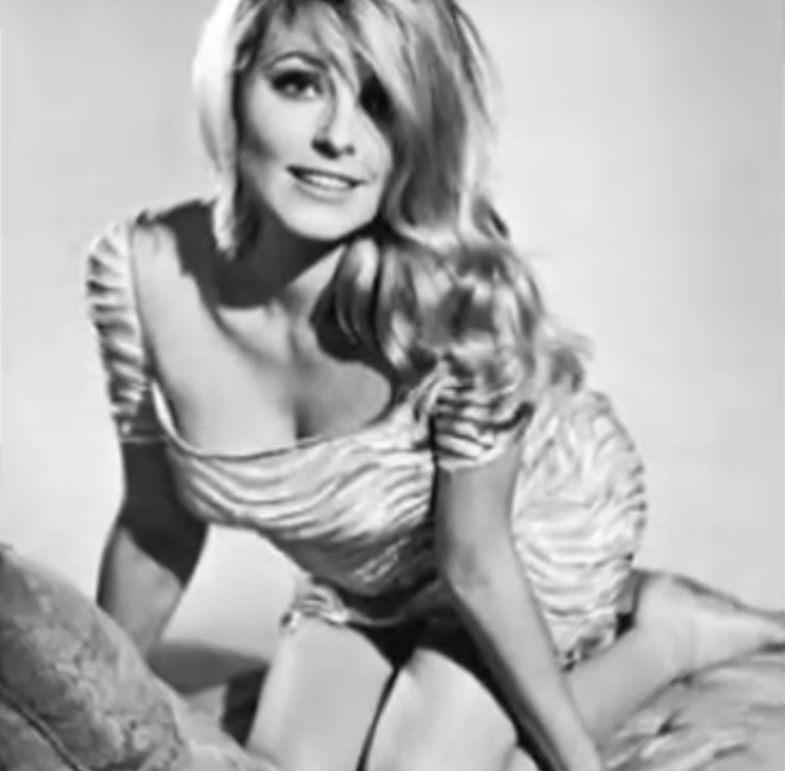 Quentin Tarantino rewrites history