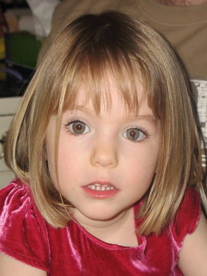 What kind of parents would leave this child alone in a foreign hotel&nbsp;room?