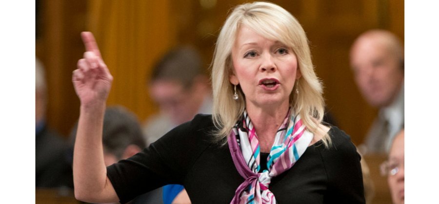 Canada’s Candice Bergen to step down