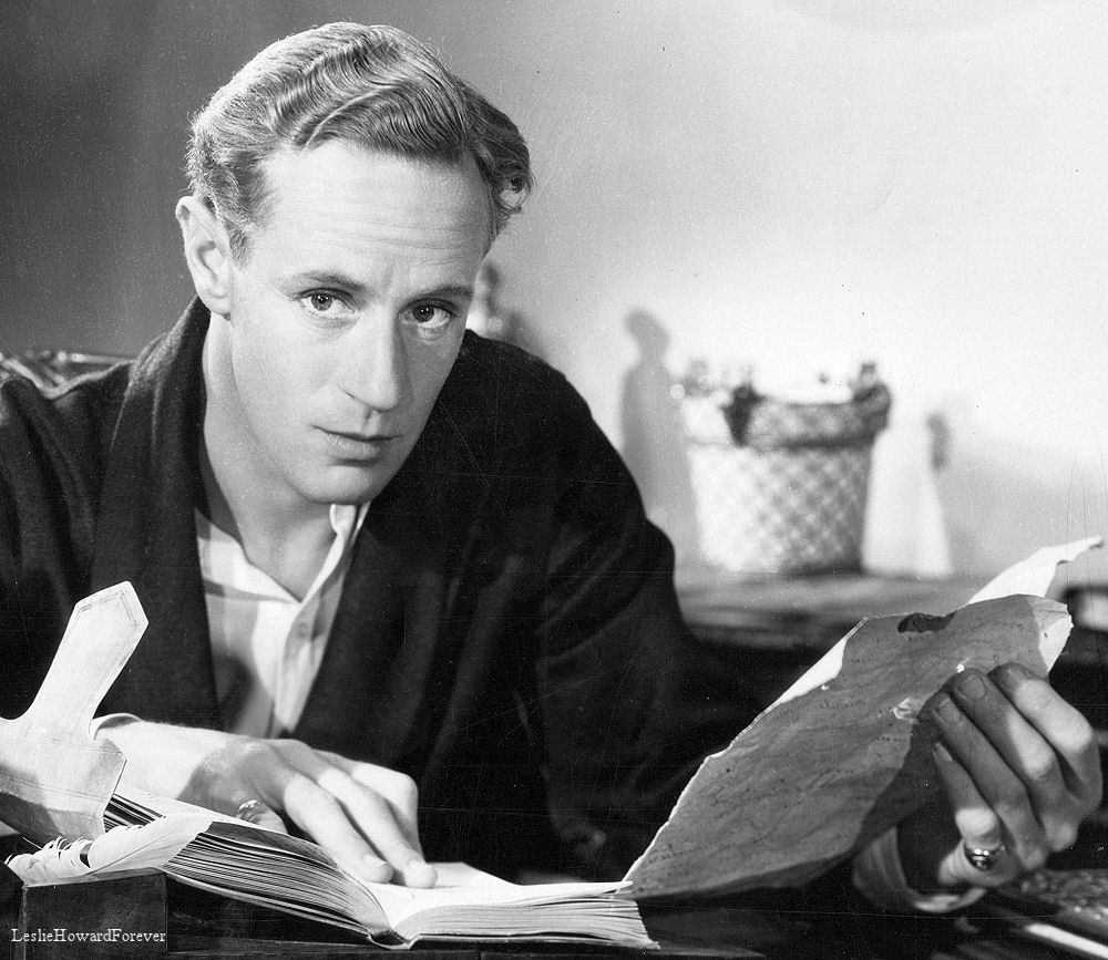 Leslie Howard killed by Nazis