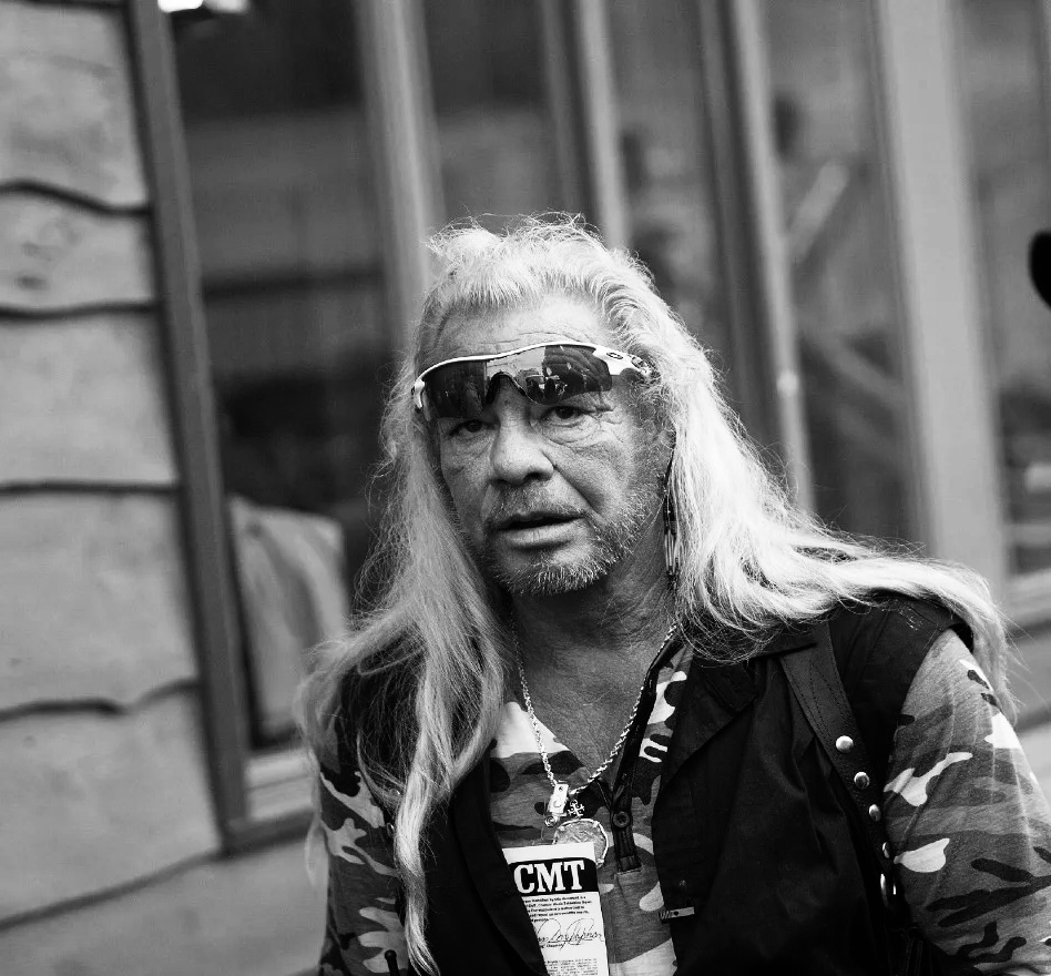 Bounty Hunter has 2000 leads