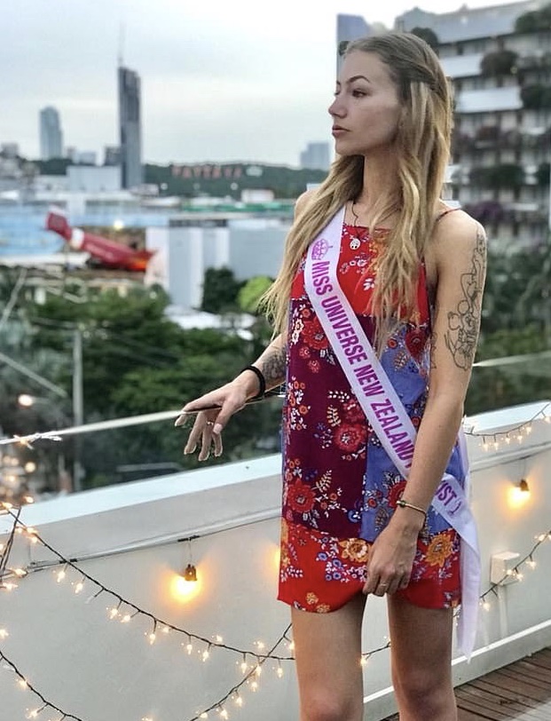 Beauty queen finalist suicide 